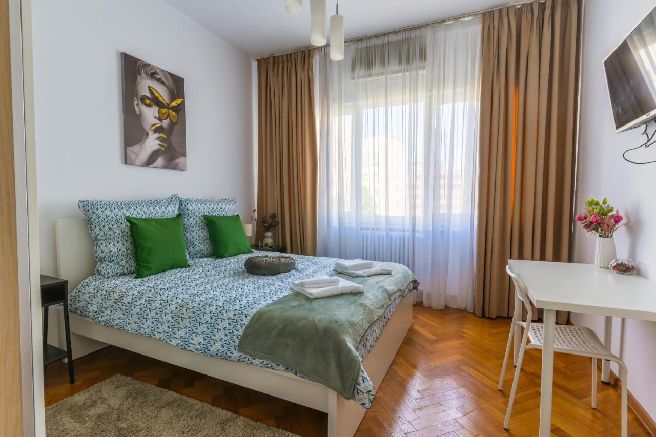 Ultracentral Golden Gatehouse 3 Bdrm Bukarest Exterior foto