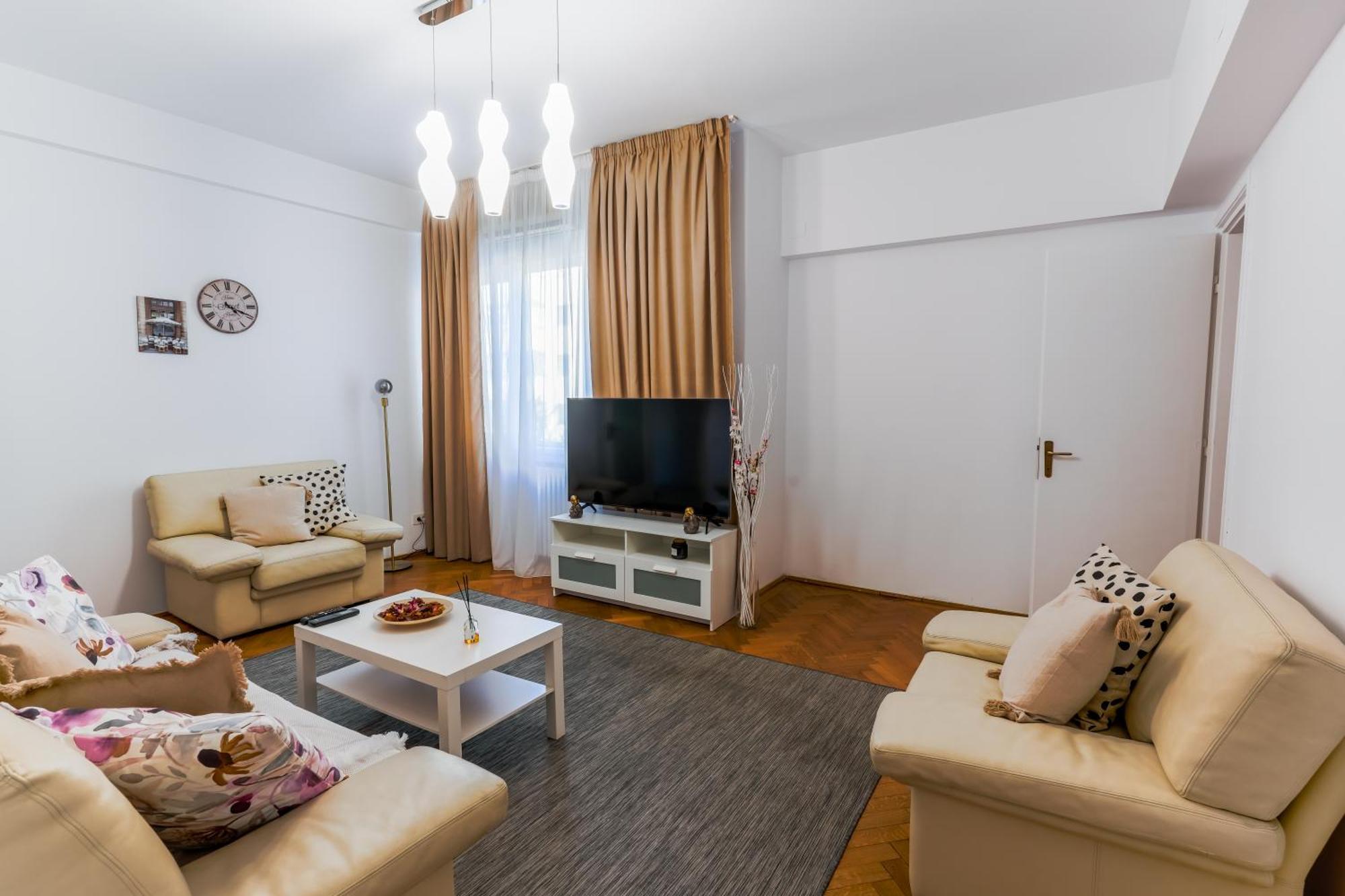 Ultracentral Golden Gatehouse 3 Bdrm Bukarest Exterior foto